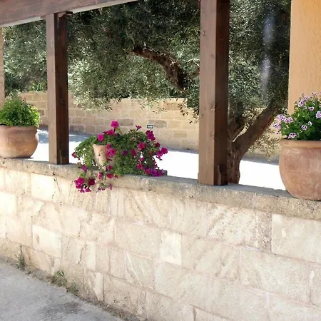 Casa Maria Holiday home *